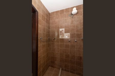 Casa para alugar com 200m², 3 quartos e 1 vaga Casa para alugar com 200m², 3 quartos e 1 vagaBanheiro 3