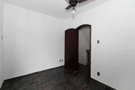 Casa para alugar com 200m², 3 quartos e 1 vaga Casa para alugar com 200m², 3 quartos e 1 vagaQuarto 1