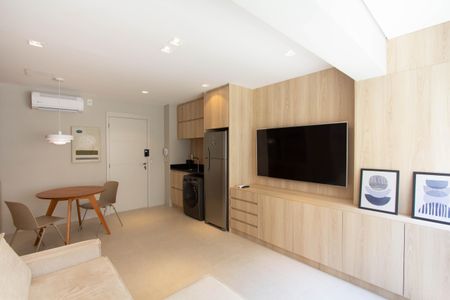 Sala/Cozinha de apartamento para alugar com 1 quarto, 44m² em Itaim Bibi, São Paulo