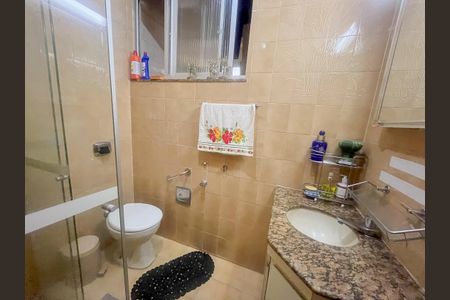 Apartamento à venda com 150m², 3 quartos e 1 vaga Apartamento à venda com 150m², 3 quartos e 1 vagaBanheiro Social