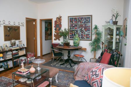 Sala de apartamento à venda com 3 quartos, 150m² em Funcionários, Belo Horizonte