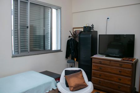 Apartamento à venda com 150m², 3 quartos e 1 vaga Apartamento à venda com 150m², 3 quartos e 1 vagaQuarto 2