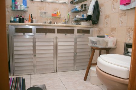 Apartamento à venda com 150m², 3 quartos e 1 vaga Apartamento à venda com 150m², 3 quartos e 1 vagaBanheiro da Suíte