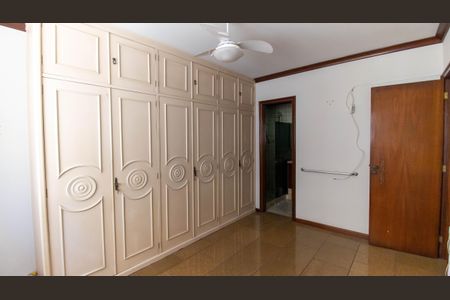 Apartamento à venda com 120m², 3 quartos e 1 vagaSuíte