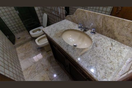 Apartamento à venda com 120m², 3 quartos e 1 vagaBanheiro Social