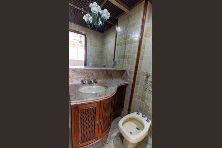 Apartamento à venda com 120m², 3 quartos e 1 vagaBanheiro da Suíte