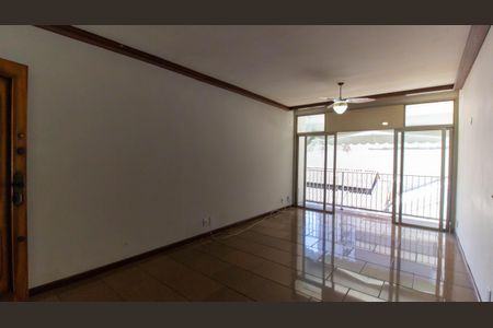 Apartamento para alugar com 3 quartos, 120m² em Icaraí, Niterói
