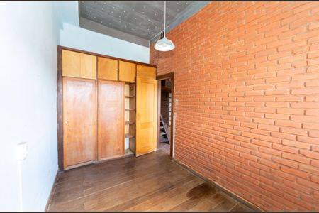 QUARTO1 de casa para alugar com 2 quartos, 55m² em Padre Eustáquio, Belo Horizonte