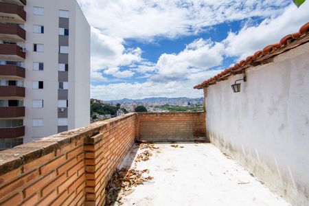 Casa para alugar com 55m², 2 quartos e sem vagaAREA LIVRE