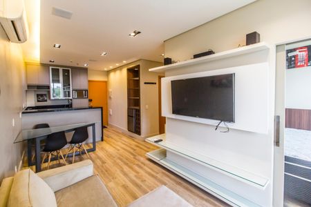 Sala de apartamento para alugar com 1 quarto, 47m² em Centro de Apoio I (alphaville), Santana de Parnaíba