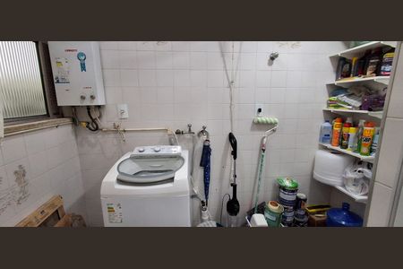 Apartamento à venda com 64m², 2 quartos e 1 vaga Apartamento à venda com 64m², 2 quartos e 1 vagaÁrea de Serviço