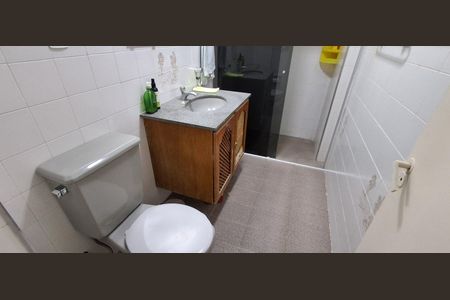 Apartamento à venda com 64m², 2 quartos e 1 vaga Apartamento à venda com 64m², 2 quartos e 1 vagaBanheiro Social
