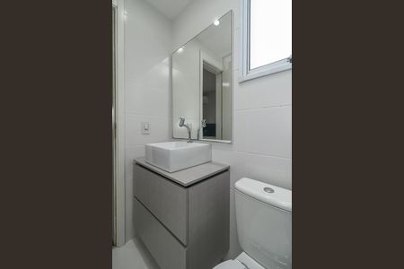 Banheiro da Suíte de apartamento para alugar com 3 quartos, 71m² em Sarandi, Porto Alegre