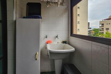Apartamento para alugar com 86m², 2 quartos e 1 vagaÁrea de serviço 