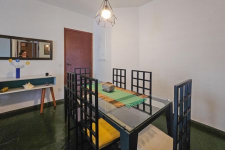Sala de apartamento para alugar com 2 quartos, 86m² em Balneario Guarujá, Guarujá