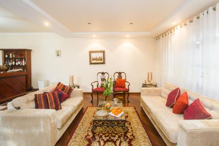 Casa à venda com 4 quartos, 383m² em Santo Amaro, São Paulo