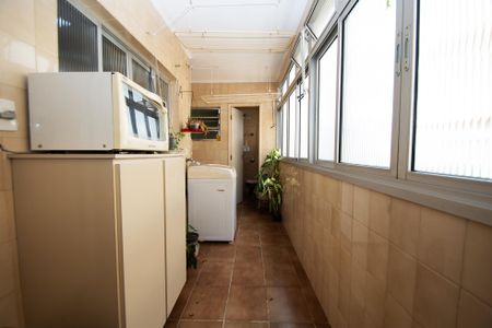 Apartamento à venda com 142m², 3 quartos e 1 vaga Apartamento à venda com 142m², 3 quartos e 1 vagalavanderia