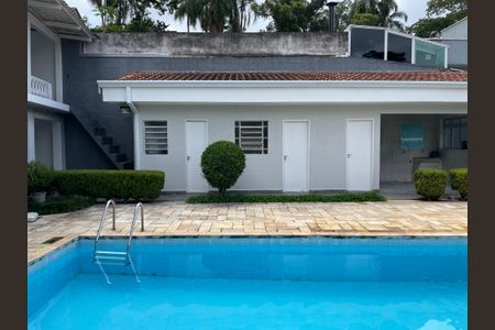 Casa de condomínio para alugar com 600m², 3 quartos e 4 vagasPiscina