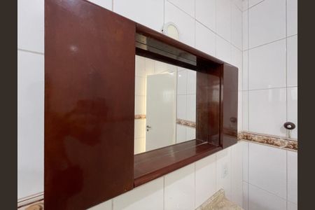 Casa de condomínio para alugar com 600m², 3 quartos e 4 vagasBanheiro da Suíte 1