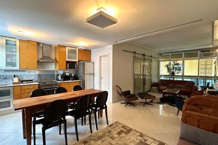 Apartamento para alugar com 1 quarto, 88m² em Leblon, Rio de Janeiro