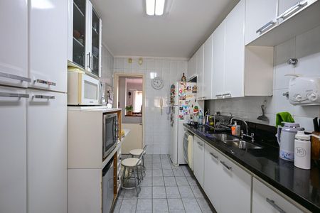 Apartamento à venda com 140m², 4 quartos e 3 vagasCozinha