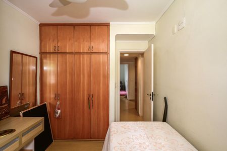 Apartamento à venda com 140m², 4 quartos e 3 vagasQuarto 2