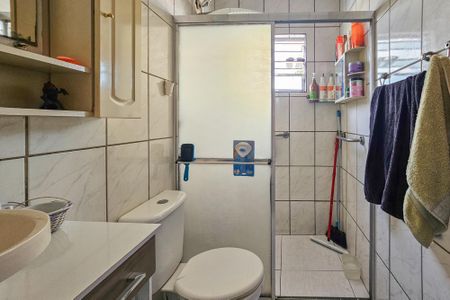 banheiro  de apartamento para alugar com 1 quarto, 35m² em Jardim Helena Maria, Guarujá