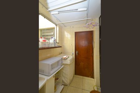 Apartamento à venda com 108m², 3 quartos e 1 vagaÁrea de Serviço