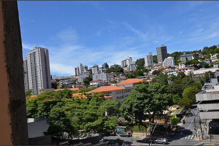 Apartamento à venda com 108m², 3 quartos e 1 vagaVista