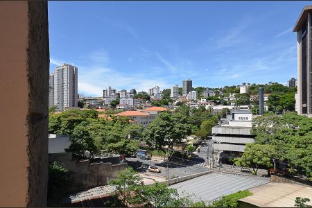 Apartamento à venda com 108m², 3 quartos e 1 vagaVista