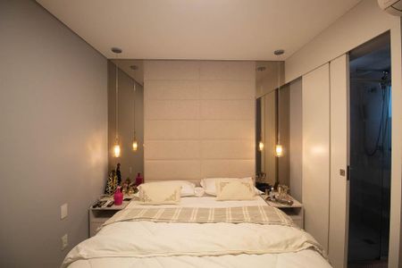 Apartamento à venda com 82m², 1 quarto e 2 vagas Apartamento à venda com 82m², 1 quarto e 2 vagasSuíte