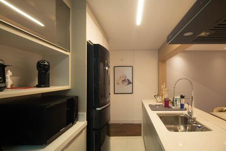 Apartamento à venda com 82m², 1 quarto e 2 vagas Apartamento à venda com 82m², 1 quarto e 2 vagasCozinha - Armários / Área de Serviço