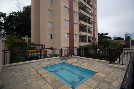 Apartamento à venda com 82m², 1 quarto e 2 vagas Apartamento à venda com 82m², 1 quarto e 2 vagasÁrea comum - Piscina