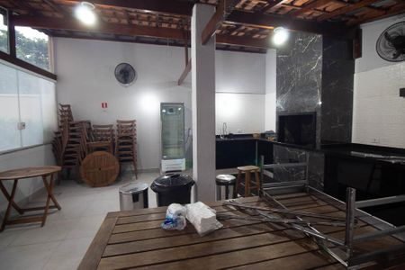 Apartamento à venda com 82m², 1 quarto e 2 vagas Apartamento à venda com 82m², 1 quarto e 2 vagasÁrea comum - Churrasqueira