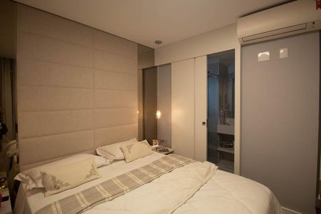 Apartamento à venda com 82m², 1 quarto e 2 vagas Apartamento à venda com 82m², 1 quarto e 2 vagasSuíte