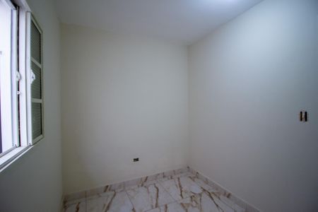 Casa para alugar com 112m², 2 quartos e 2 vagasQuarto 2