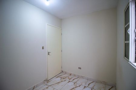 Casa para alugar com 112m², 2 quartos e 2 vagasQuarto 2