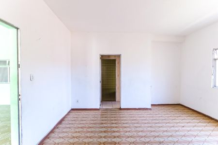 Sala de casa à venda com 2 quartos, 600m² em Piedade, Rio de Janeiro
