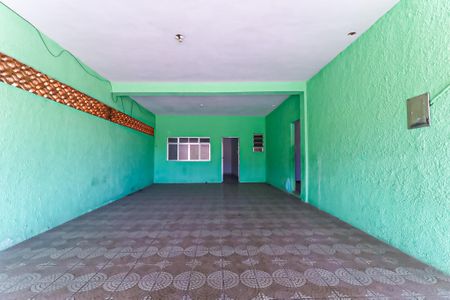 Casa à venda com 600m², 2 quartos e 4 vagasEntrada