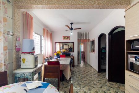 Casa à venda com 105m², 2 quartos e 3 vagas Casa à venda com 105m², 2 quartos e 3 vagasSala de Jantar