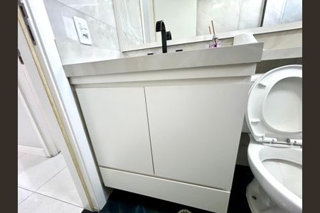 Apartamento para alugar com 56m², 2 quartos e 1 vagaBanheiro 1