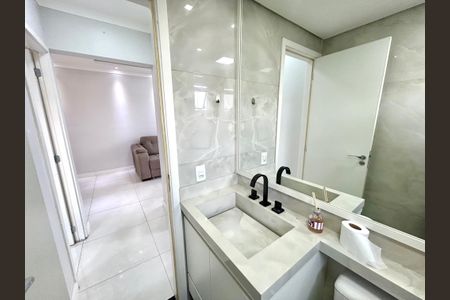 Apartamento para alugar com 56m², 2 quartos e 1 vagaBanheiro 1