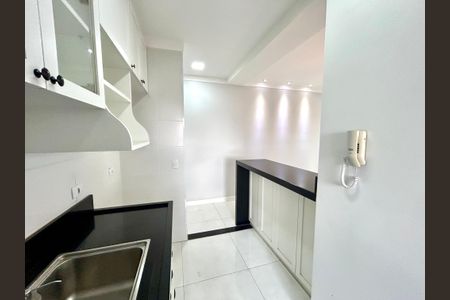 Apartamento para alugar com 56m², 2 quartos e 1 vagaCozinha