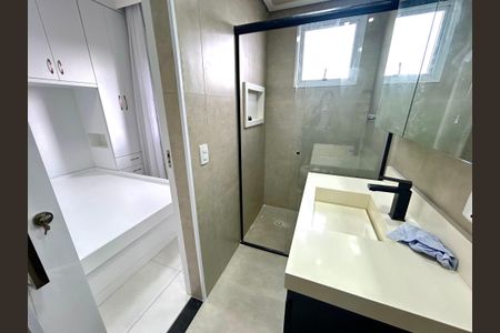 Apartamento para alugar com 56m², 2 quartos e 1 vagaBanheiro da Suíte