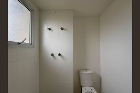 Apartamento à venda com 83m², 3 quartos e 2 vagas Apartamento à venda com 83m², 3 quartos e 2 vagasBanheiro Suíte