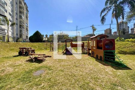 Apartamento à venda com 83m², 3 quartos e 2 vagas Apartamento à venda com 83m², 3 quartos e 2 vagasPlayground