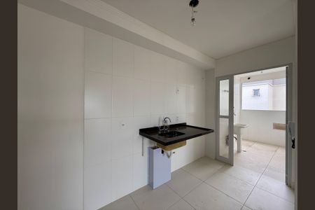 Apartamento à venda com 83m², 3 quartos e 2 vagas Apartamento à venda com 83m², 3 quartos e 2 vagasCozinha