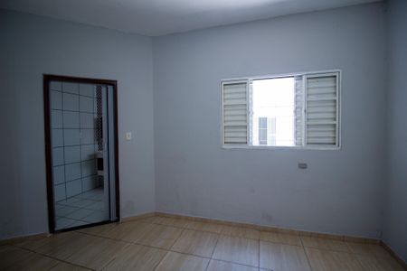 Casa para alugar com 230m², 3 quartos e 3 vagasSuite 3
