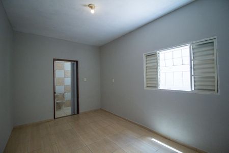 Casa para alugar com 230m², 3 quartos e 3 vagas Casa para alugar com 230m², 3 quartos e 3 vagasSuite 2