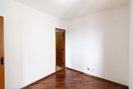 Apartamento à venda com 80m², 3 quartos e 2 vagasQuarto 3 - Suíte
